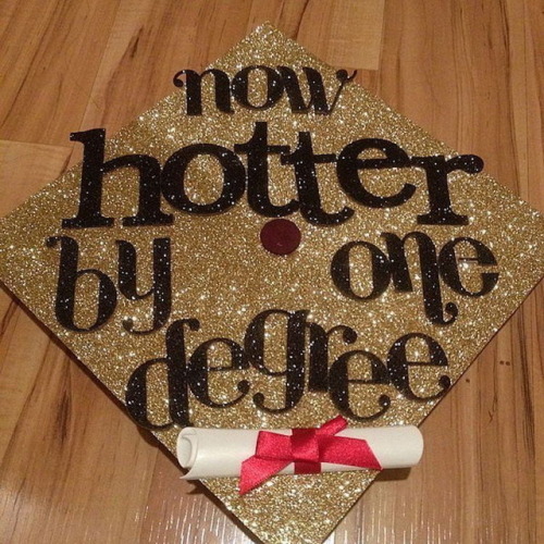 jackiereblogsthis: sixpenceee: A compilation of clever graduation caps. Here is the source for all these pictures. Thousands of tears later…  omg these are great xD