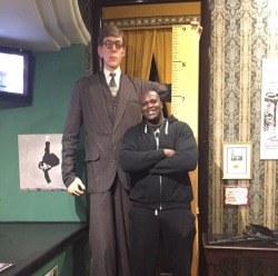 get-out-get-away:  sixpenceee:  sixpenceeeblog:Shaquille O'Neal next to a replica of the tallest man to have lived Please follow my other blog @sixpenceeeblog for new content!  He looks so happy to finally be the “short” one of a picture