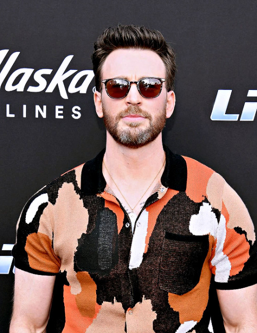 weheartchrisevans:  Chris Evans attends Disney And Pixar’s “Lightyear” premiere at