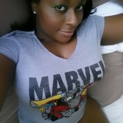 kravemychocolatekurves:   ~KraveMyChocolateKurves she’s hot! no doubt about it. But this reblog isnt about her. peep the shirt #Teammarvel 