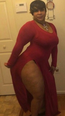 Thick women/ BBWs