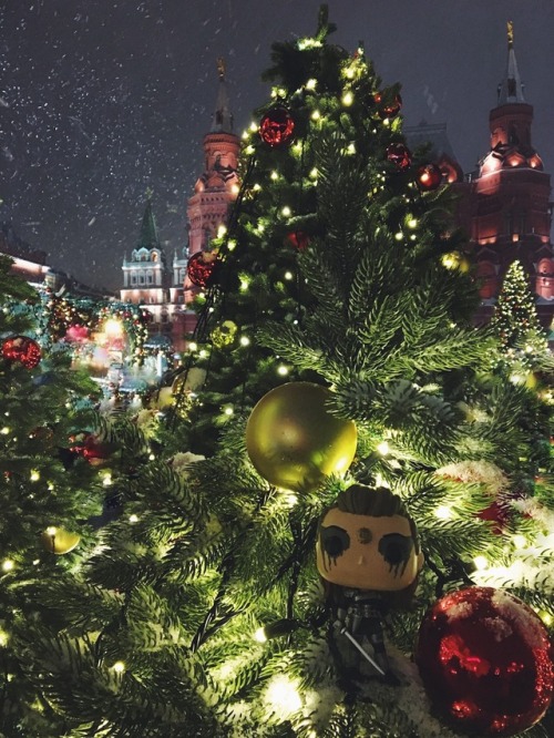 Lexa’s adventure in Moscow ❄️ Merry Christmass and Happy New Year, dear friend 