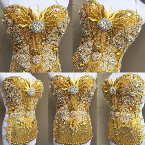 Sun Goddess ☀️ Order now for Halloween electriclaundry@gmail.com www.instagram.com/p/Bod4-iV