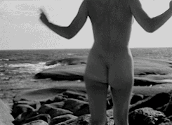 quibob:  Harriet Andersson ~ Ingmar Bergman    https://painted-face.com/