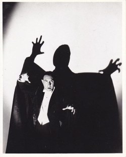 ronaldcmerchant:  Carlos Villarias in the Spanish version of DRACULA (1931)