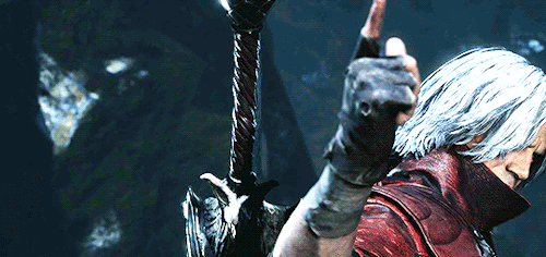 residentevil2remake:absolutely nobody: nero and dante: 