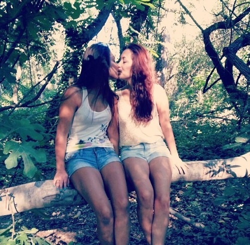 the-inspired-lesbian:  ♡ 