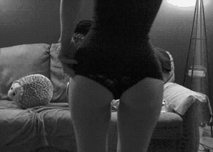 shy-nymph:   ;)  cute booty submission. unfff submissions from girls always turn