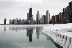 foreverteenagedreams:  As much as I hate the cold we’re experiencing, the pictures of Chicago covered in ice are so intensely beautiful.