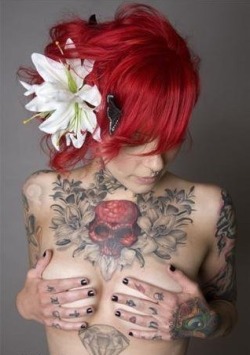 Women with tatoos