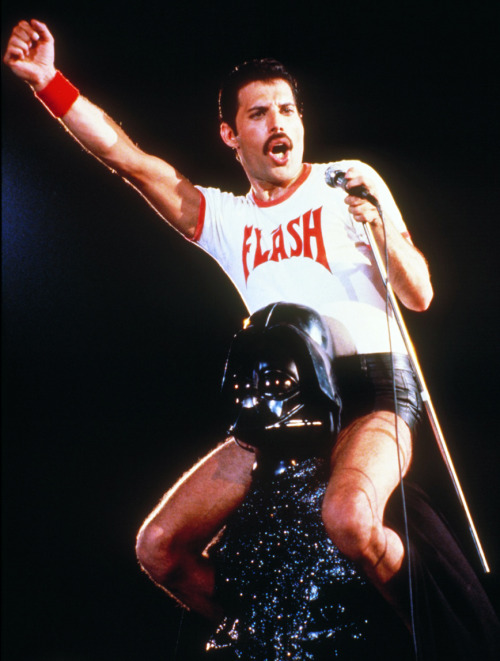 sorrynotsorrybi:Bi hero Freddie Mercury on Darth Vader’s shoulders