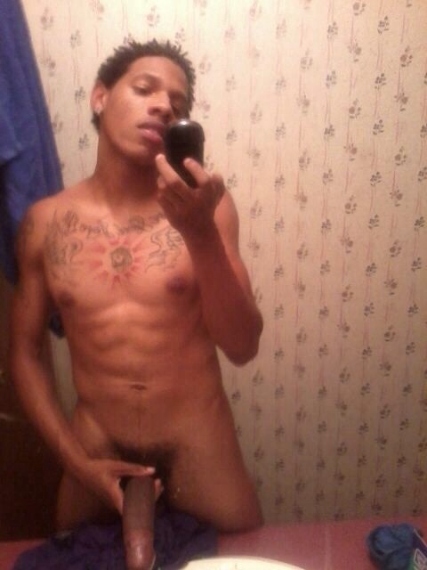 Sex theblackclarkkent:  Boys With Tatts Who Take pictures