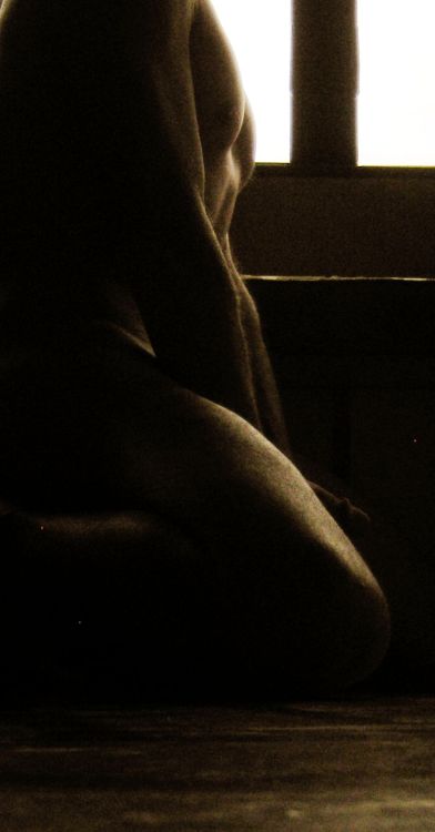 nudusforis:  On my knees #3 