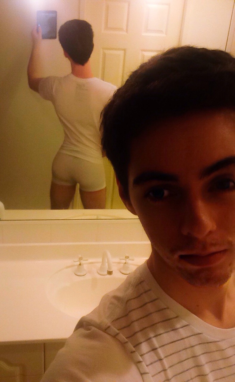 dillonj94:Time for a booty call