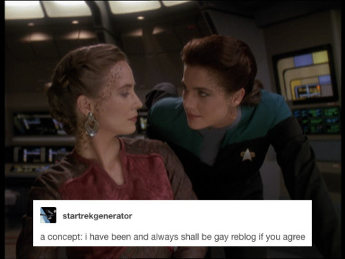 romulan-commander:Jadzia Dax + @startrekgeneratorcaps from @capsfromtrek and TrekCore