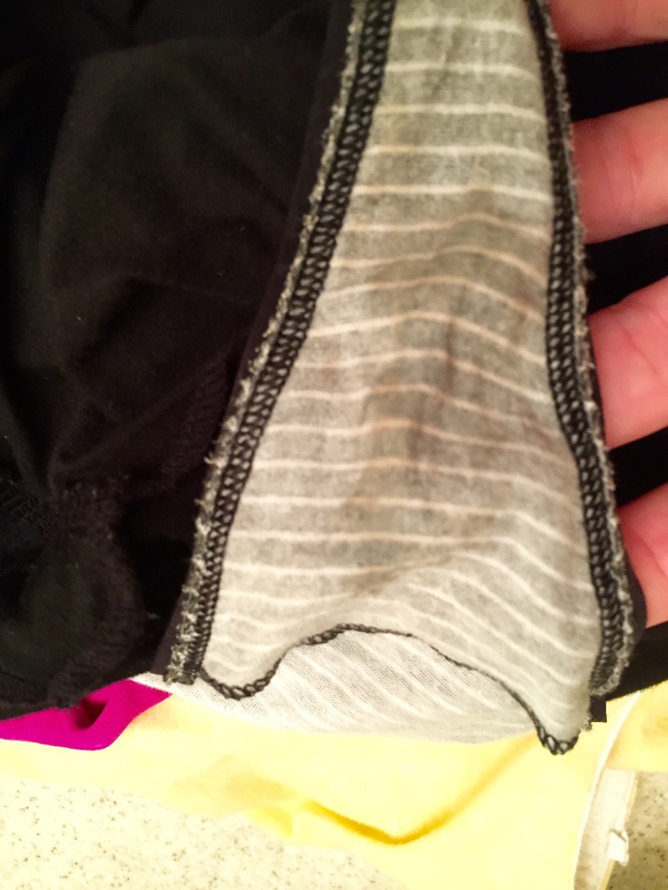 jigglybeanphalange:  Peeled my sweaty panties off my body and fixed on getting in