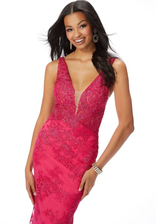 pretty in pink! Check out this International Prom look www.internationalprom.com @morileeprom