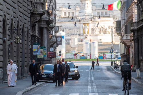 Pope Francis walking down Via del Corso, to the Church of San Marcello, Rome, on 15.03.2020.