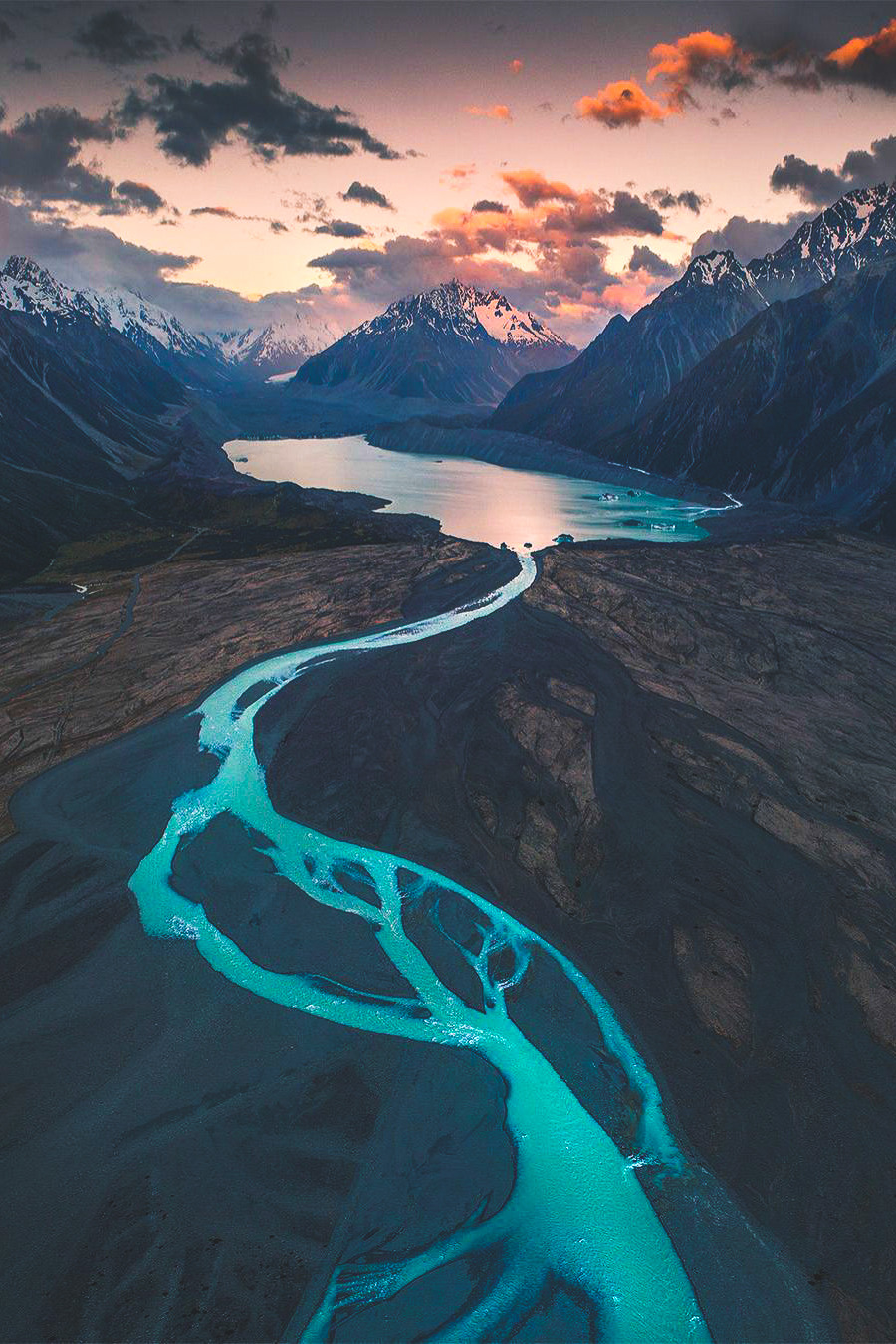 banshy:  New Zealand by Max Rive