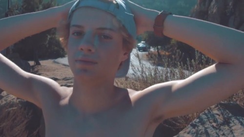 khpsblog3:aidantheskinniestvegan: Jace Norman Love Jace Norman, so sexy…