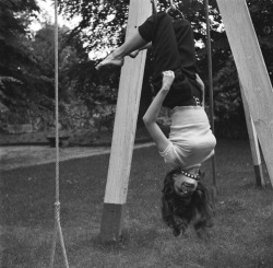 retrogasm:  Upside down Bardot