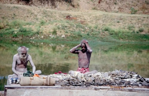 Two Aghoris in Madhya Pradesh, India, 1992. Photo Adolphus Hartsuiker.