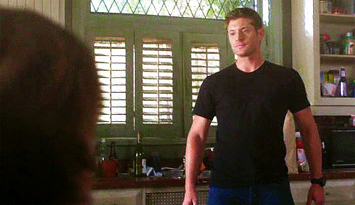 mishasminions:  I AM FUCKING HYPNOTIZED 
