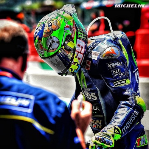 ( VR/46 ) Valentino Rossi #Yamaha