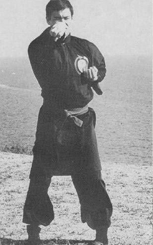 taichiclothinguniforms:                          Bruce Lee And His Nunchaku Jeet Kune Do founded by Bruce Lee through bold and rapid action is famous in the world. Nunchaku is the essence of Jeet Kune Do. His kill cudgel technical reaches
