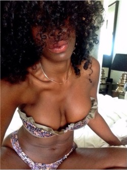 mrbootyluver:  ogbluedream:  Bria  I want