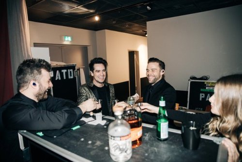 brendonuriesource: panicatthedisco: Only the best in Berlin