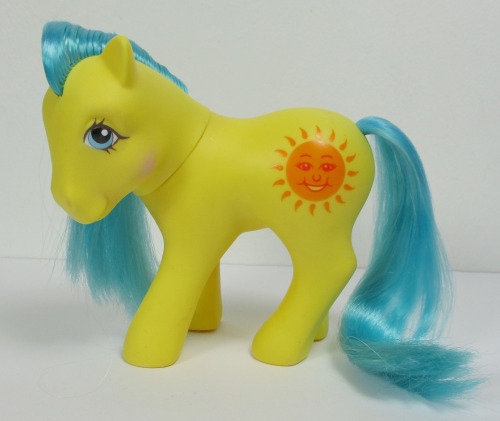 It’s My Little Monday!With&hellip;G1 Pony Goodweather the Holiday Pony!Goodweather here is another l