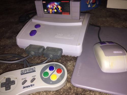theomeganerd:  A friend of mine dug out some old video games and I snapped a few photos. I’ve not held a Game Boy since I was a kid. So much nostalgia. I was in shock that she still had some of the original boxes. Album also available on Imgur