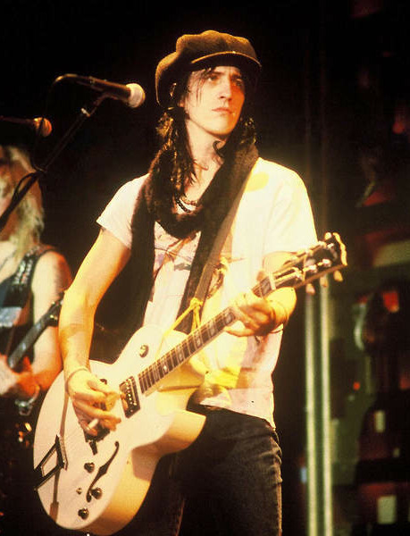 blog-music-is-my-life:  HAPPY BIRTHDAY IZZY! 🎂I wish u all the best, many other