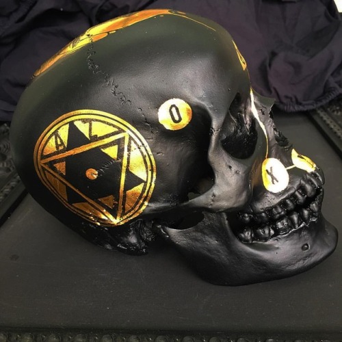 Colab with @oscarhove “Oro” 2017.  - #occultart #occultism #skull #skulls #skullart #sig
