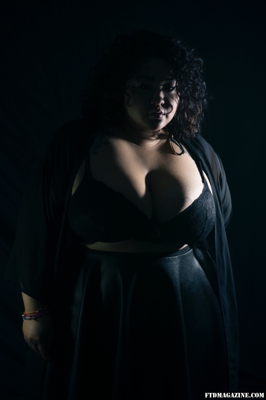ohreinababyy:  &ldquo;In vein&rdquo;  Myself for - FTD Magazine Photographer