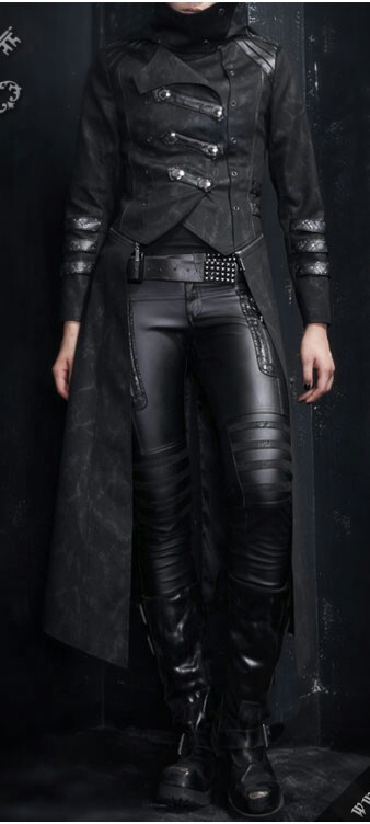leather-fashionista:  Lather Fashion 