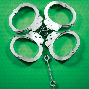cuckoldmarriageinfo:  inspirerae:  Happy St. Patrick’s Day!  Now that’s clever.