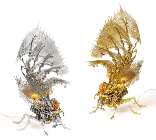 crossconnectmag:reblog from asylum-art:U-Ram Choe ‘s Latest Kinetic Light SculpturesBorn in 1970, U-