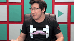 dedicatedtoyou-tubers:  New markiplier gif for all of your markiplier