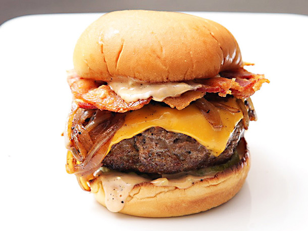 wehavethemunchies:  The Ultimate Bacon Cheeseburgers