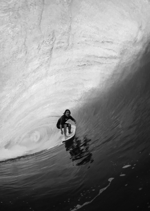 highenoughtoseethesea:  Danny Fuller  Ph: Zak Noyle
