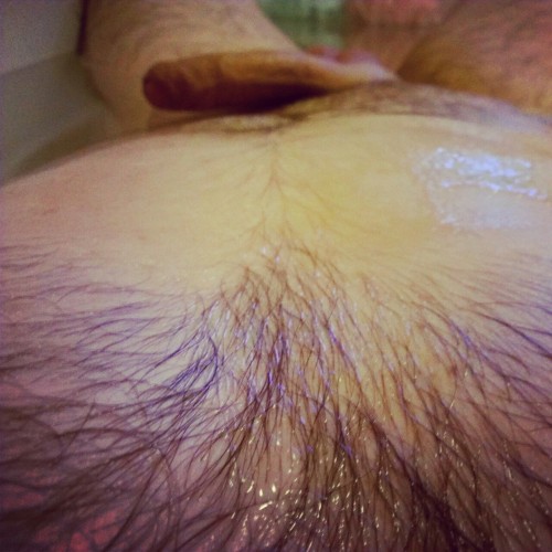 anescaperouteofoldroutine:  Bath time. 