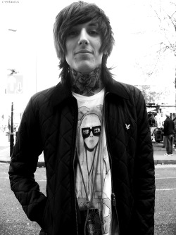 pierxe-the-veil:  Oli Sykes | Bring Me The