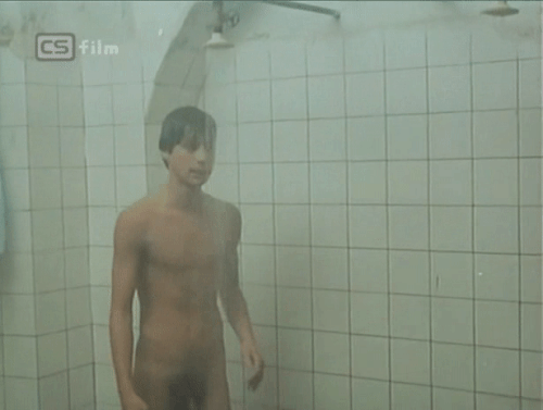 czech-them-out:    Pavel Kříž and David Matásek in Zámek Nekonečno (1984)   
