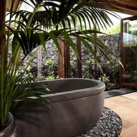 fuckyeahawesomehouses:Tranquil, Tropical Bathrooms