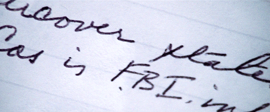 tumblr_p6dq95KUZJ1ty8mi0o4_r1_540.gif