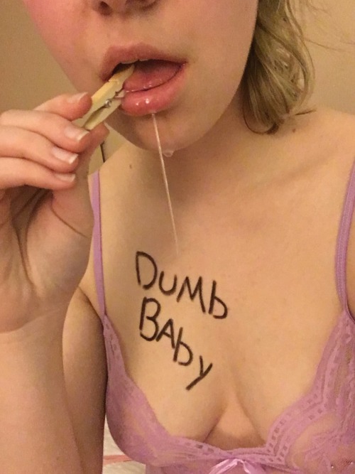 Sex llittle-lluna:  This dumb baby just updated pictures