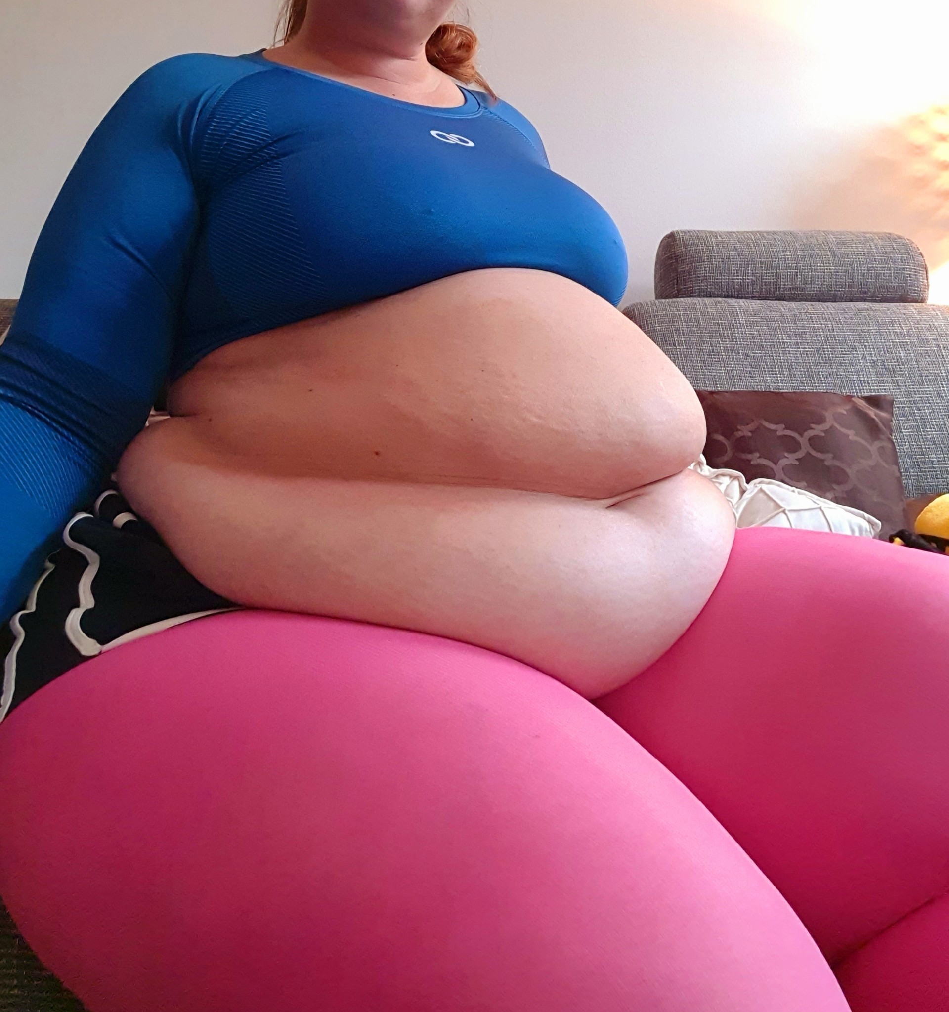 Porn hotsummerfatty-reloaded:Not only my belly photos