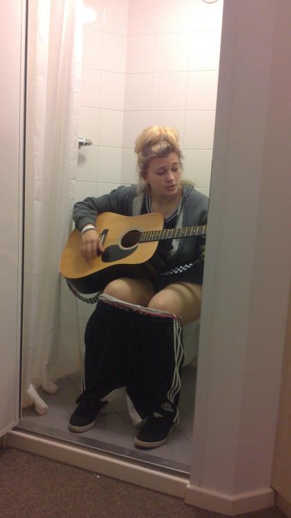 Sex playing acoustic guitar while she’s pictures